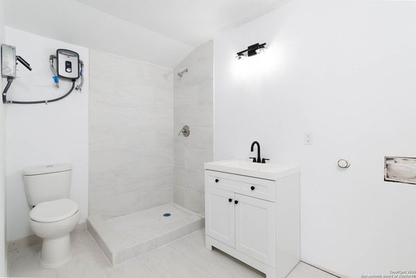 Bathroom, Interior, Marble Walls