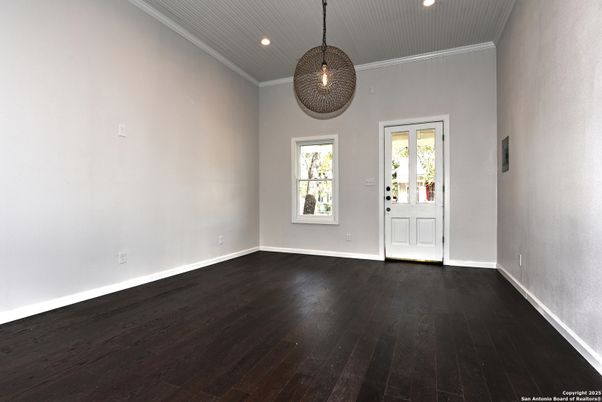 Empty room, Interior, Pendant Lights, Recessed Lighting, Wood Texture Flooring