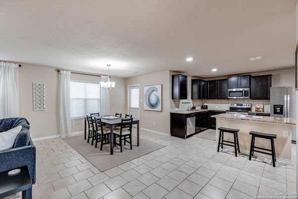 Chandelier, Dining room, Interior, Kitchen, Recessed Lighting, Stainless Steel Appliances