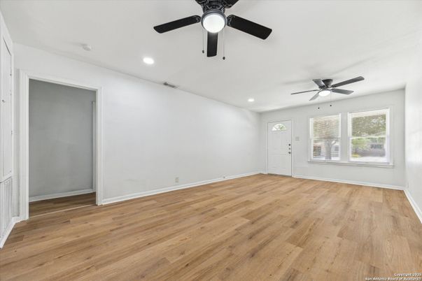 Empty room, Interior, Recessed Lighting, Wood Texture Flooring