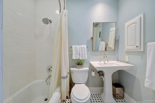 Bathroom, Interior