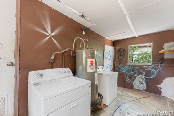 Interior, Washer