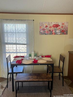 Dining room, Interior