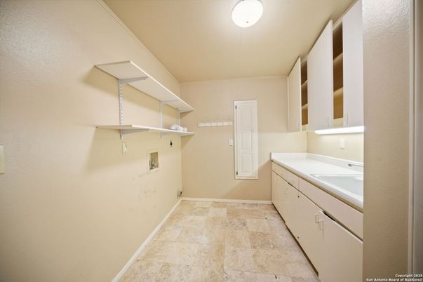 Bathroom, Interior, Walk-in Closets