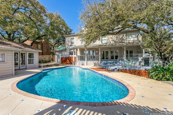 Exterior, Pool