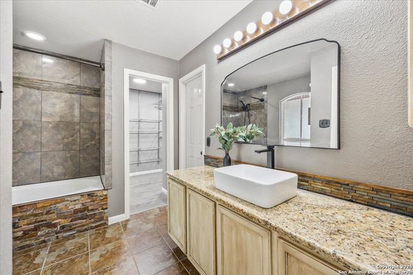 Bathroom, Dual Sink Vanities, Glass Shower, Interior, Recessed Lighting
