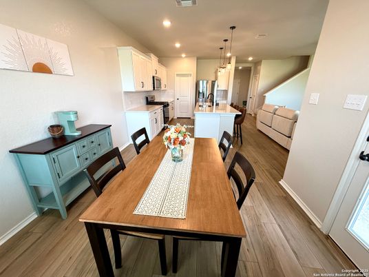 Dining room, Interior, Kitchen, Pendant Lights, Recessed Lighting, Wood Texture Flooring