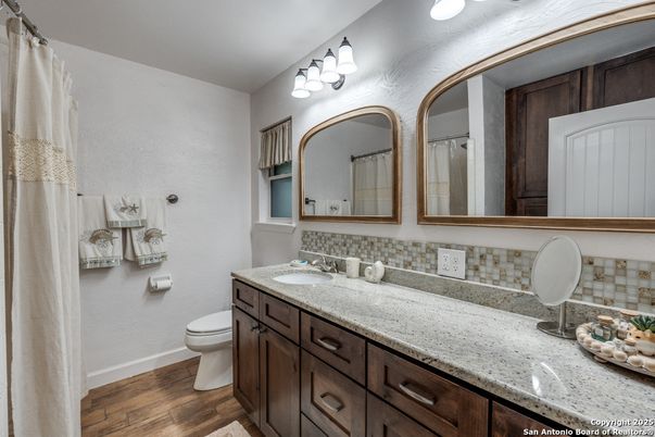 Bathroom, Dual Sink Vanities, Interior, Wood Texture Flooring