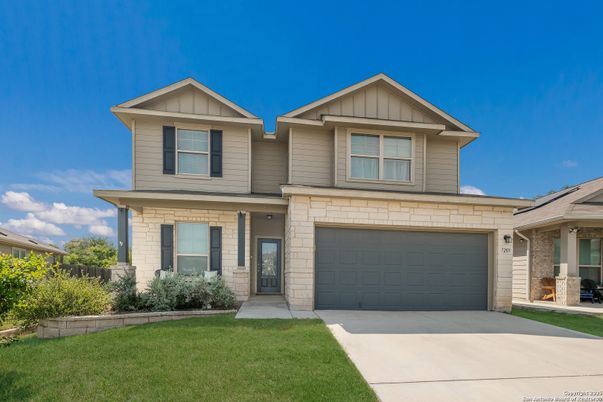 Attached, Exterior, Facade, American Craftsman