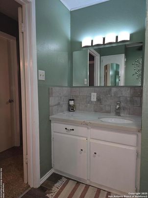 Bathroom, Interior