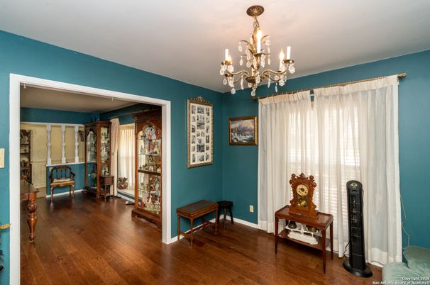 Chandelier, Interior, Wood Texture Flooring