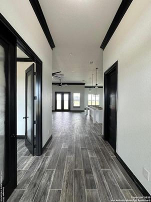 Interior, Pendant Lights, Wood Texture Flooring
