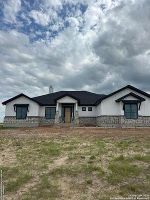 Backyard, Exterior, Facade, Farmhouse