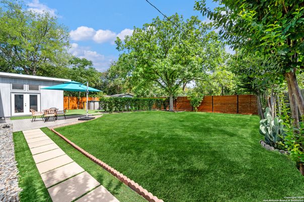 Backyard, Exterior