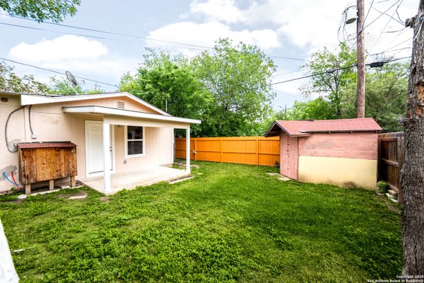 Backyard, Exterior