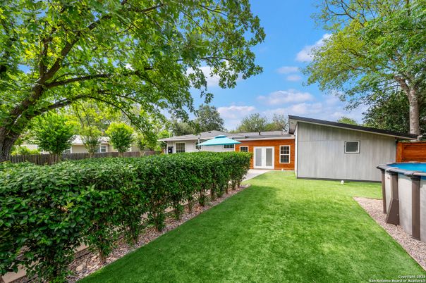 Backyard, Exterior