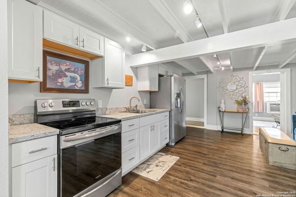 Interior, Kitchen, Stainless Steel Appliances, Wood Texture Flooring