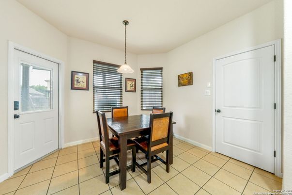 Dining room, Interior, Pendant Lights