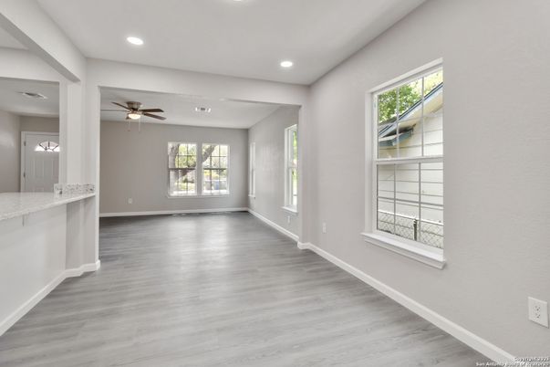 Empty room, Interior, Recessed Lighting, Wood Texture Flooring
