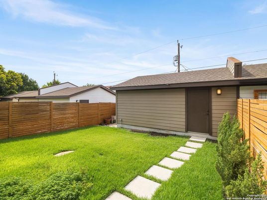 Backyard, Exterior