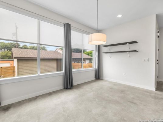 Empty room, Interior, Pendant Lights, Recessed Lighting