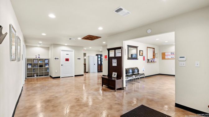 Interior, Recessed Lighting