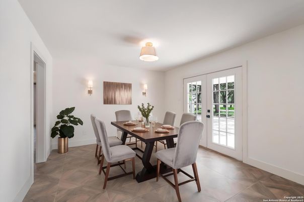 Dining room, Interior