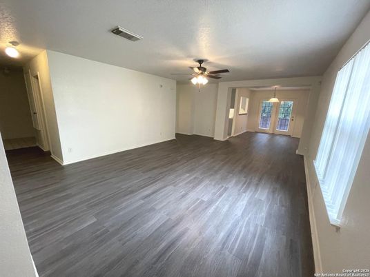 Empty room, Interior, Pendant Lights, Wood Texture Flooring