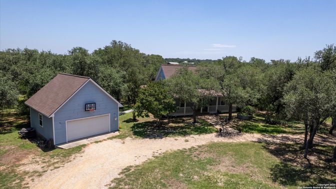Backyard, Detached Garage, Exterior