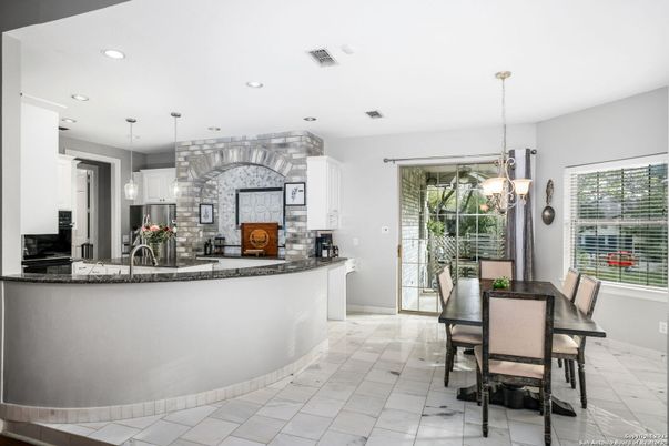 Dining room, Interior, Kitchen, Marble, Pendant Lights, Recessed Lighting