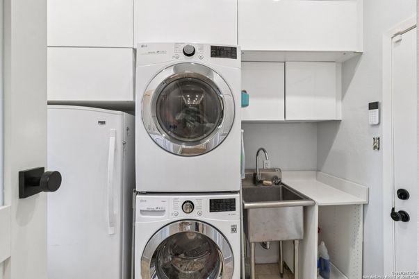 Interior, Utility Closets, Washer