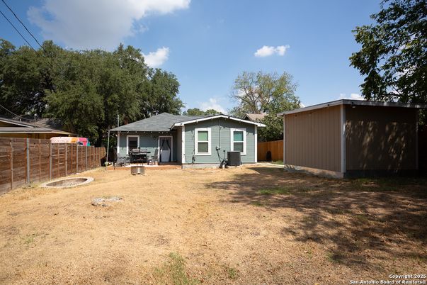Backyard, Exterior