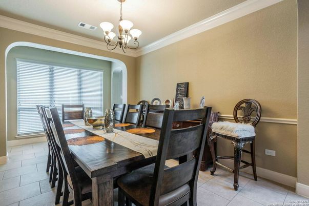Chandelier, Dining room, Interior