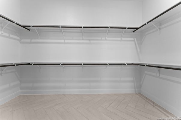 Interior, Walk-in Closets, Wood Texture Flooring