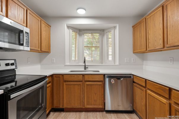Interior, Kitchen, Stainless Steel Appliances, Wood Texture Flooring