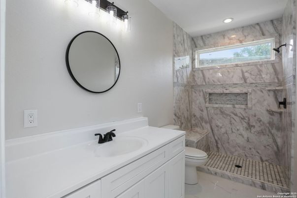 Bathroom, Interior, Marble Walls, Recessed Lighting