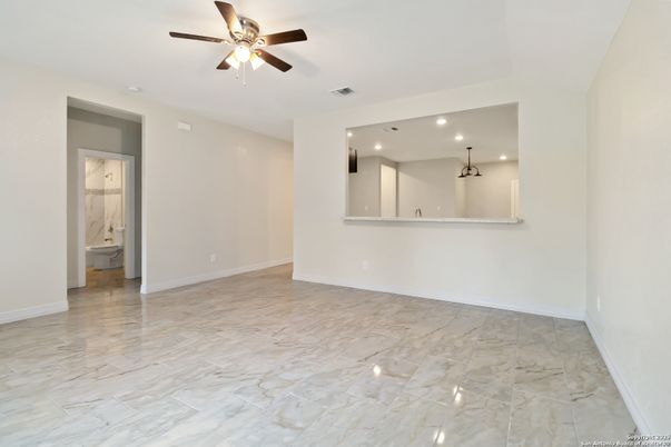 Bathroom, Empty room, Interior, Marble, Recessed Lighting