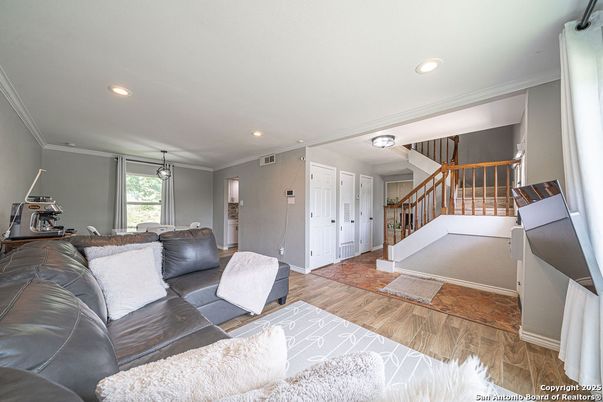 Interior, Recessed Lighting, Wood Texture Flooring