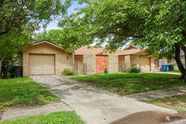 Backyard, Detached Garage, Exterior