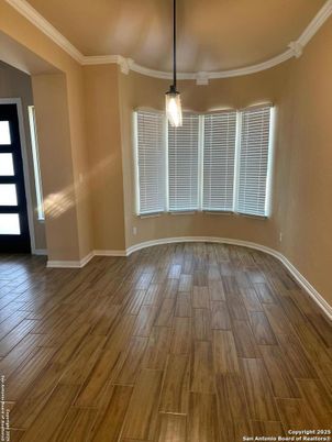 Empty room, Interior, Pendant Lights, Wood Texture Flooring