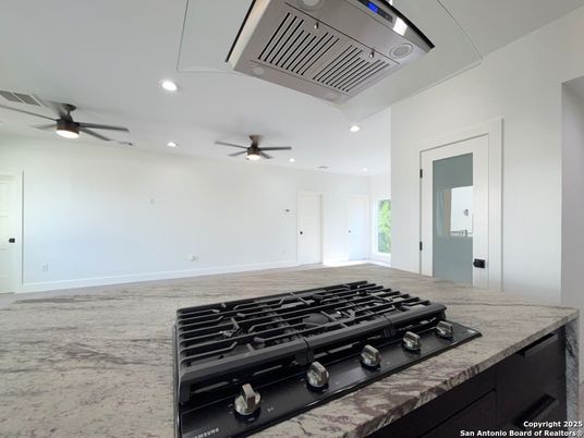 Empty room, Interior, Kitchen, Recessed Lighting