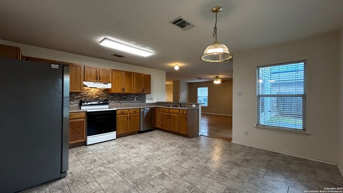 Interior, Kitchen, Pendant Lights, Stainless Steel Appliances