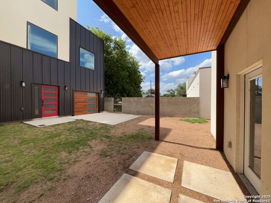 Backyard, Exterior