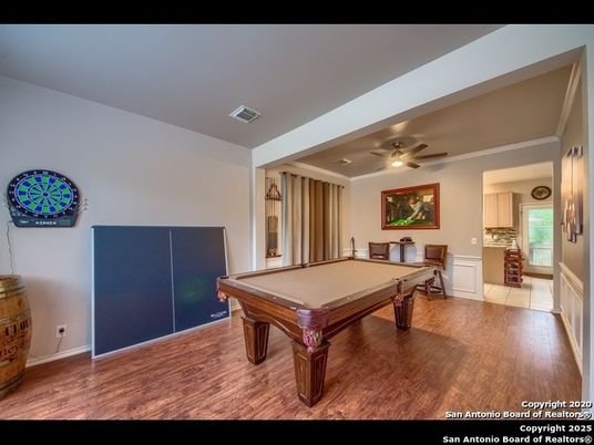 Billiard Table, Game Room, Interior, Wood Texture Flooring