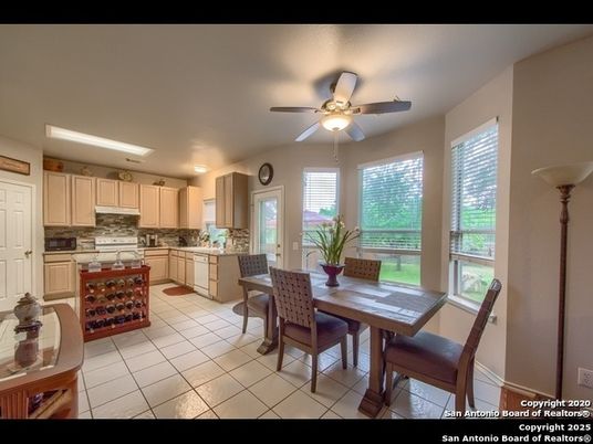 Dining room, Interior, Kitchen