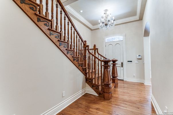 Chandelier, Interior, Recessed Lighting, Wood Texture Flooring