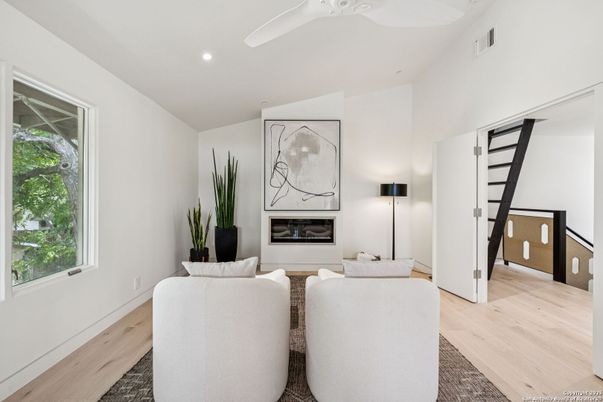 Fireplace, Interior, Living room, Recessed Lighting, Wood Texture Flooring