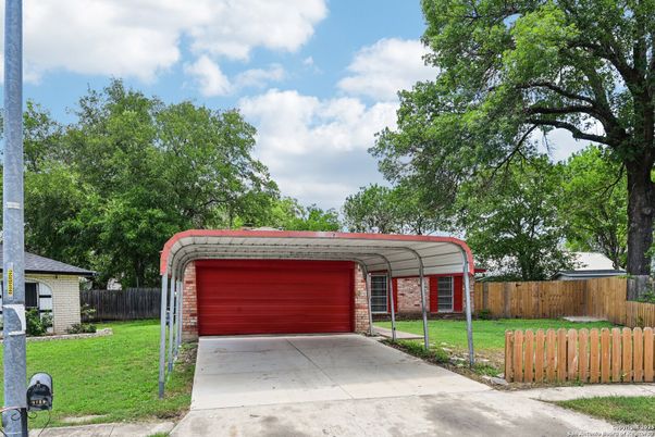 Backyard, Detached Garage, Exterior