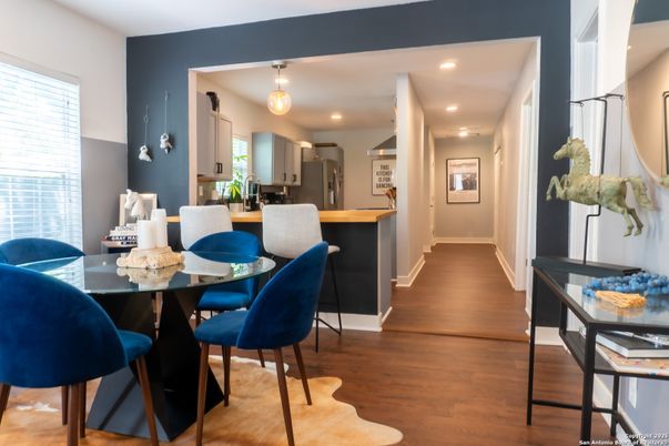 Dining room, Interior, Kitchen, Pendant Lights, Recessed Lighting, Wood Texture Flooring