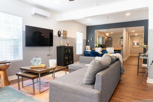 Interior, Kitchen, Living room, Pendant Lights, Recessed Lighting, Wood Texture Flooring